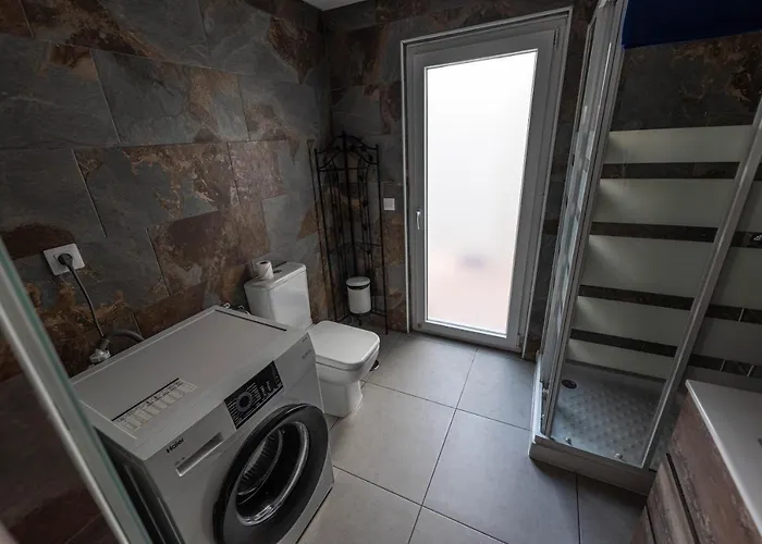 Edificio Prieto Viv 2 *